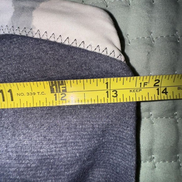 Lululemon Pure Focus Tank Size 2 Citron Tinted Canvas gray. Tag removed. GUC - Picture 6 of 11